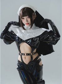 花铃 Vol.029 漆皮修女